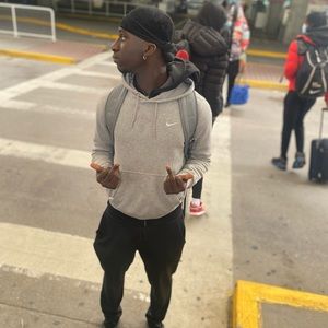 Meet your Posher, Sando